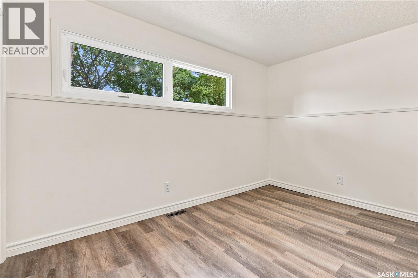4059 Elphinstone Street, Regina, SK - Indoor Photo Showing Other Room