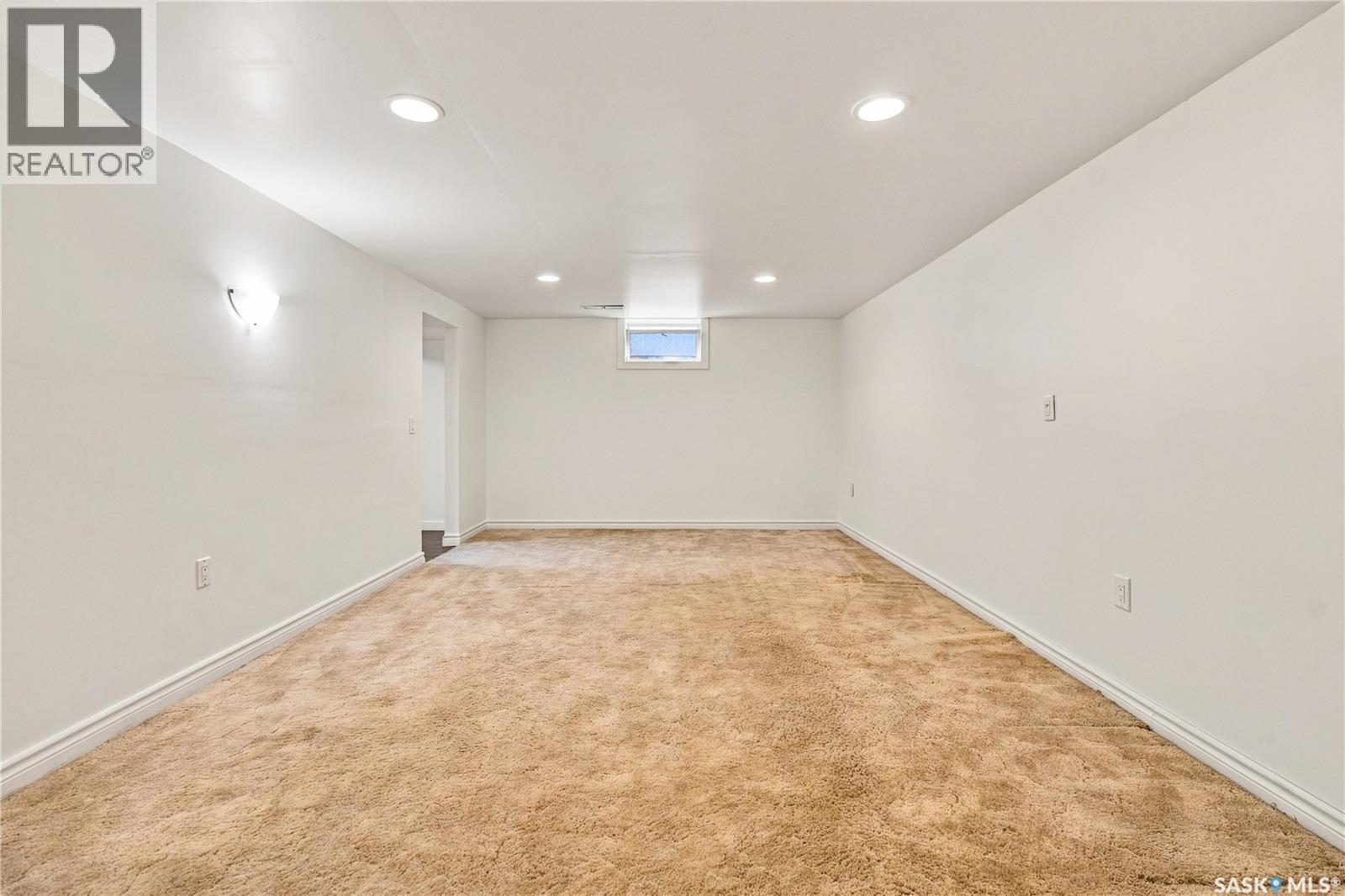 4059 Elphinstone Street, Regina, SK - Indoor Photo Showing Other Room