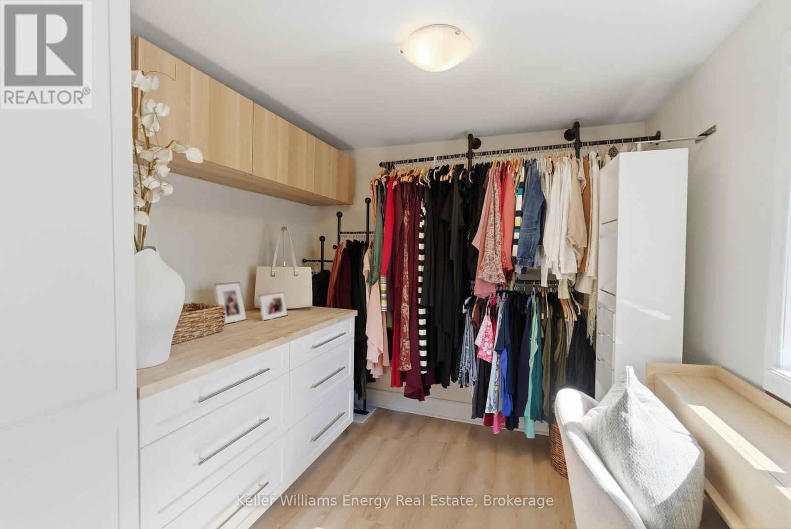 67 Edgewood Crescent, Scugog, ON - Indoor With Storage