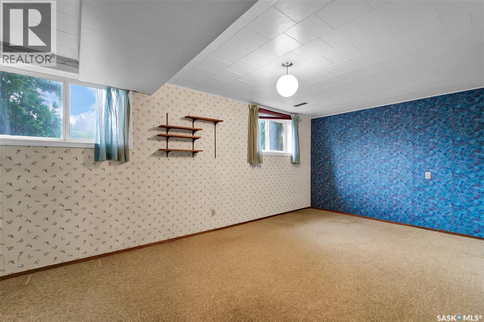 504 4Th Avenue W, Biggar, SK - Indoor Photo Showing Other Room