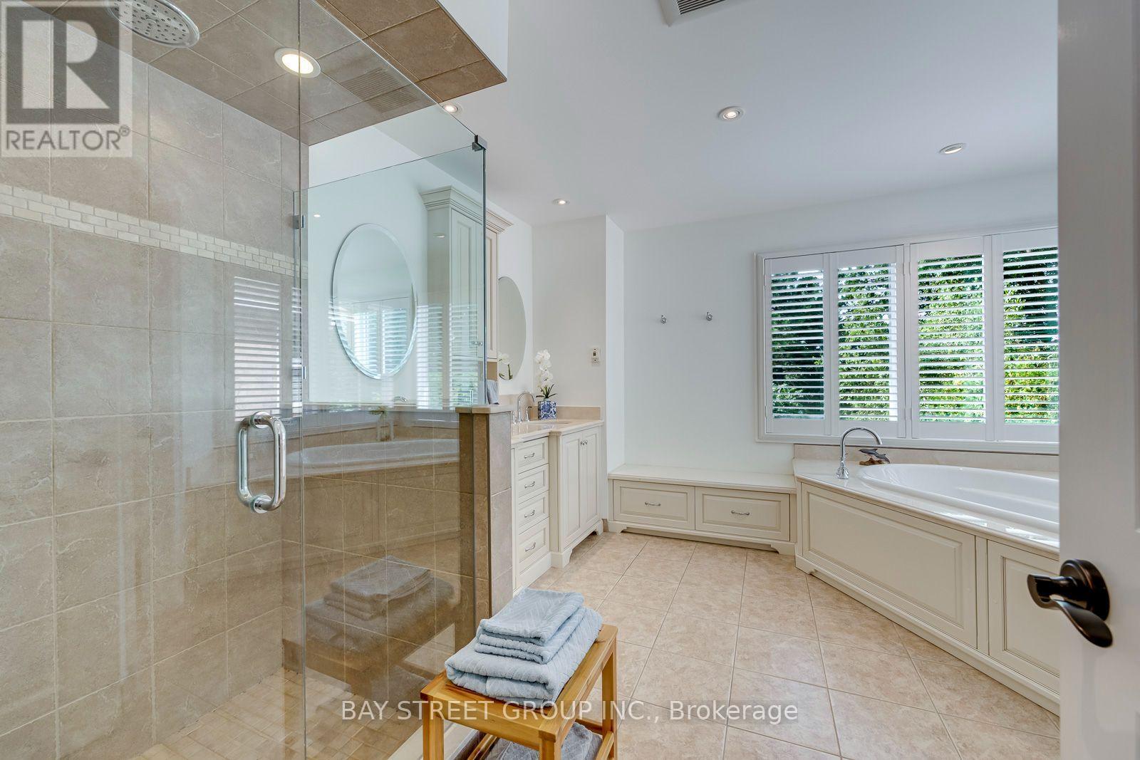 4177 Millcroft Park Drive, Burlington, ON - Indoor Photo Showing Bathroom