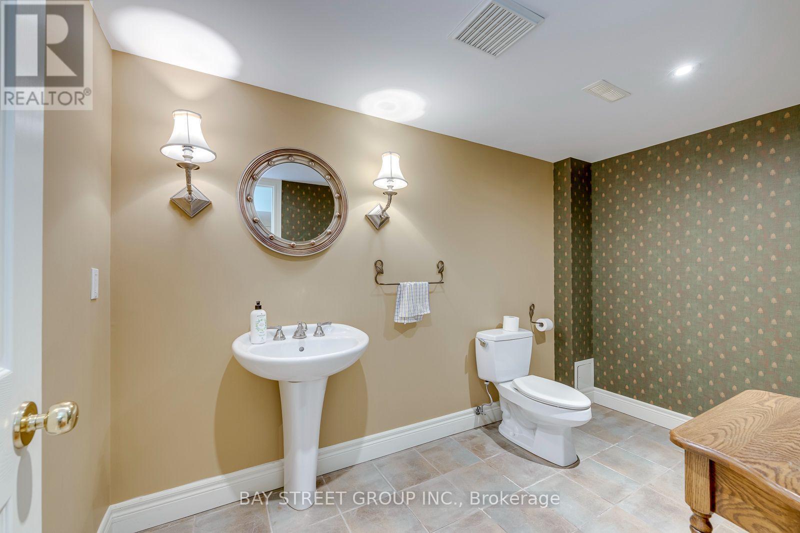 4177 Millcroft Park Drive, Burlington, ON - Indoor Photo Showing Bathroom