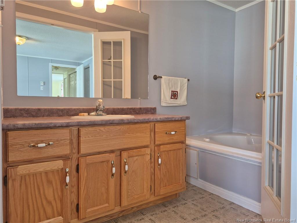 53 Jacob St, Fredericton, NB