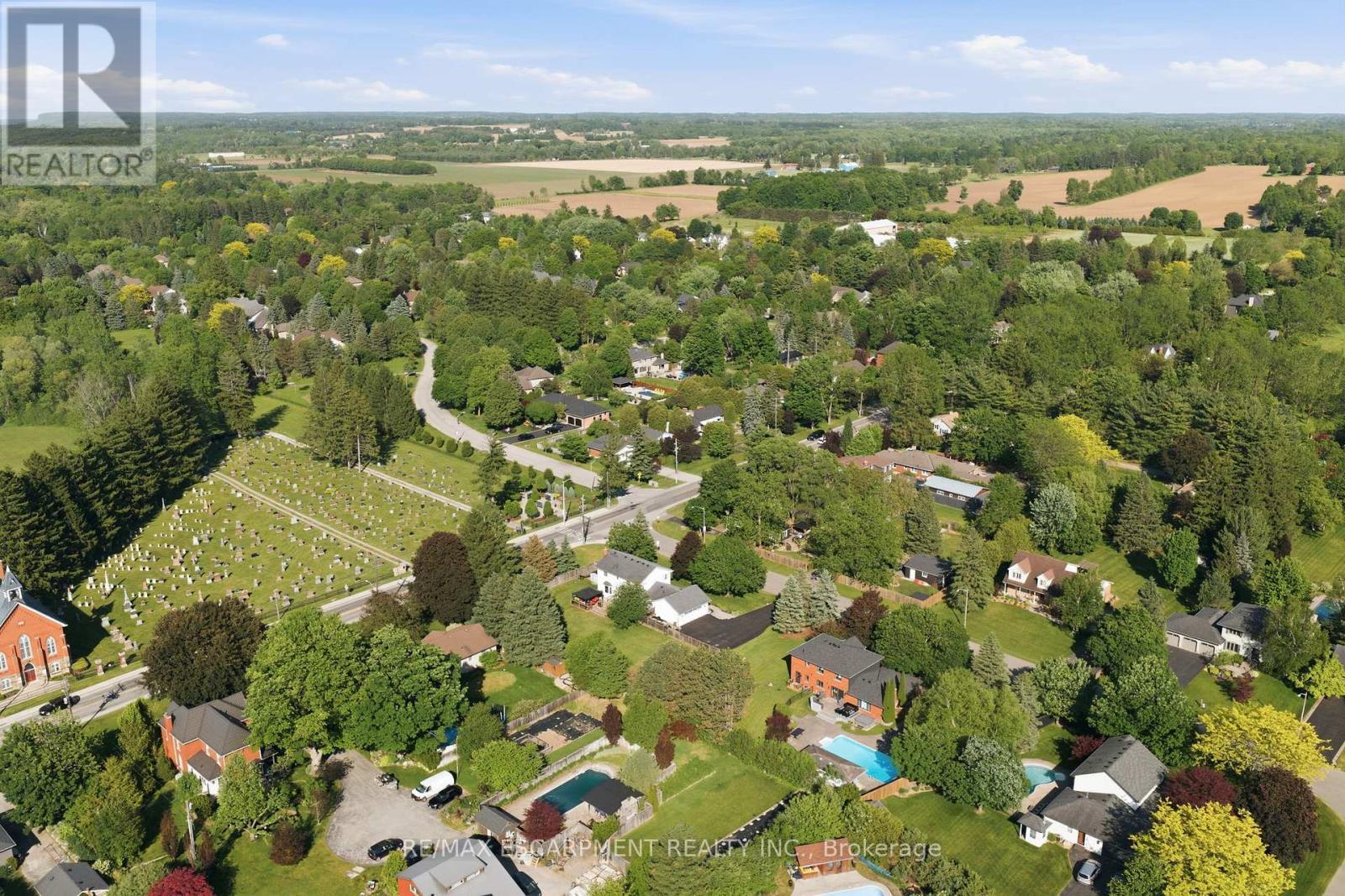 1 Meander Close, Hamilton, ON - Outdoor With View