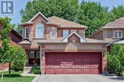 3766 FOREST BLUFF CRESCENT Mississauga, ON L5N 7T7
