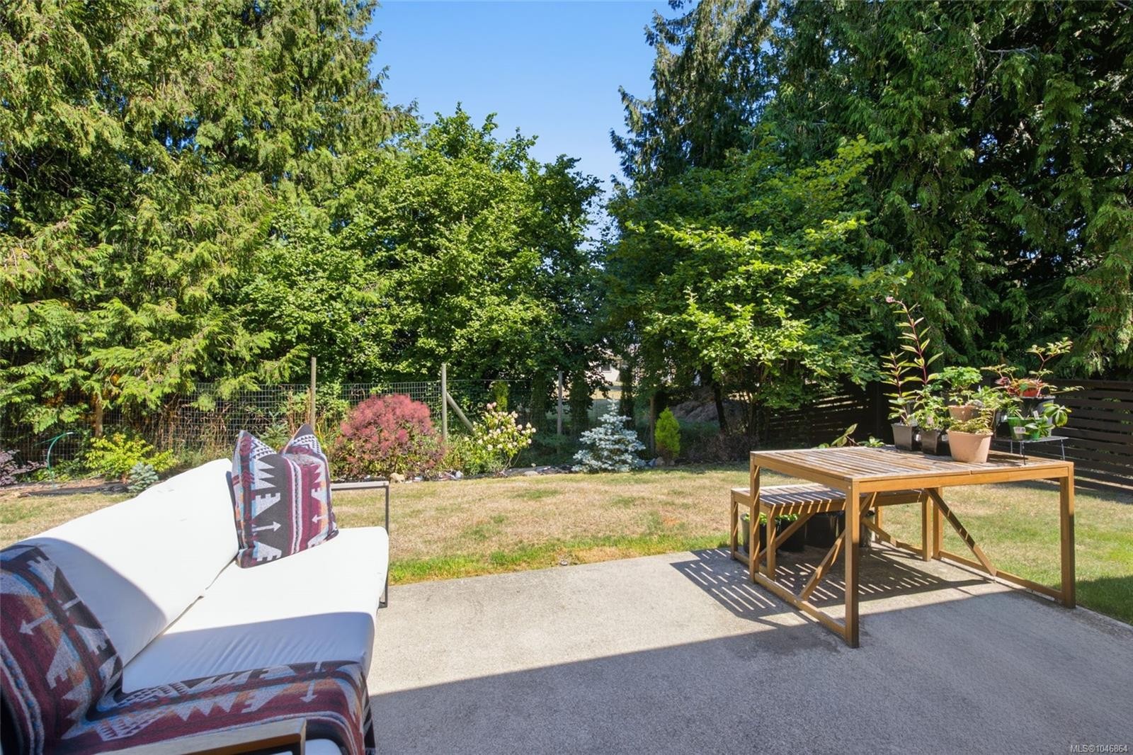 95 Mccoll Rd, Bowser, BC