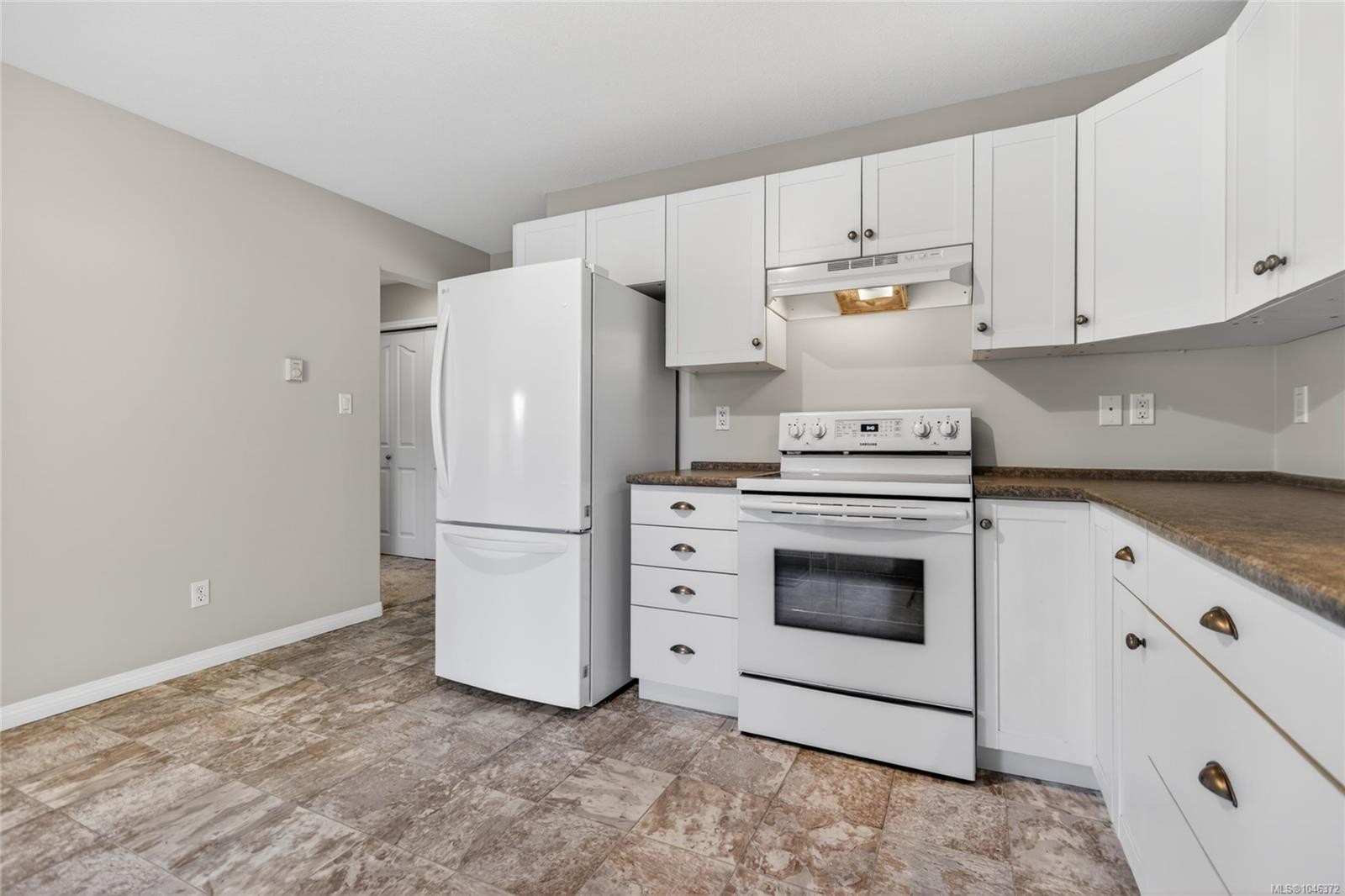 4594 Maple Guard Dr, Bowser, BC