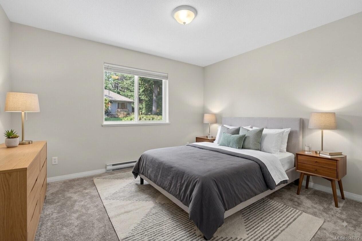4594 Maple Guard Dr, Bowser, BC