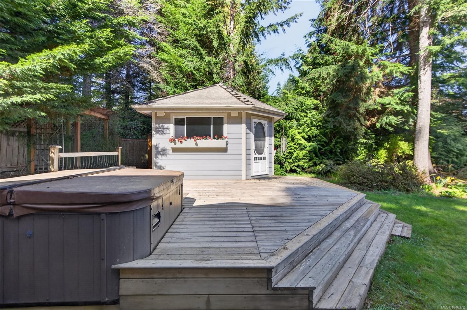 4594 Maple Guard Dr, Bowser, BC