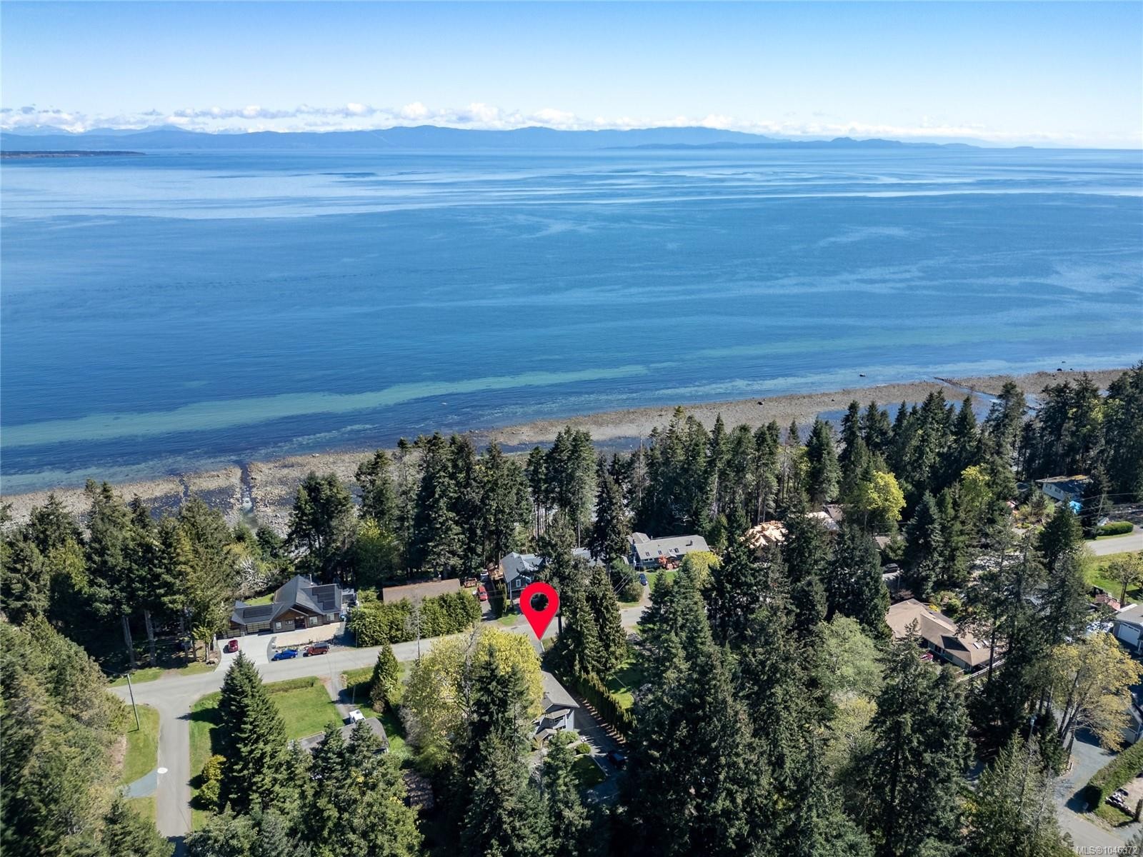 4594 Maple Guard Dr, Bowser, BC
