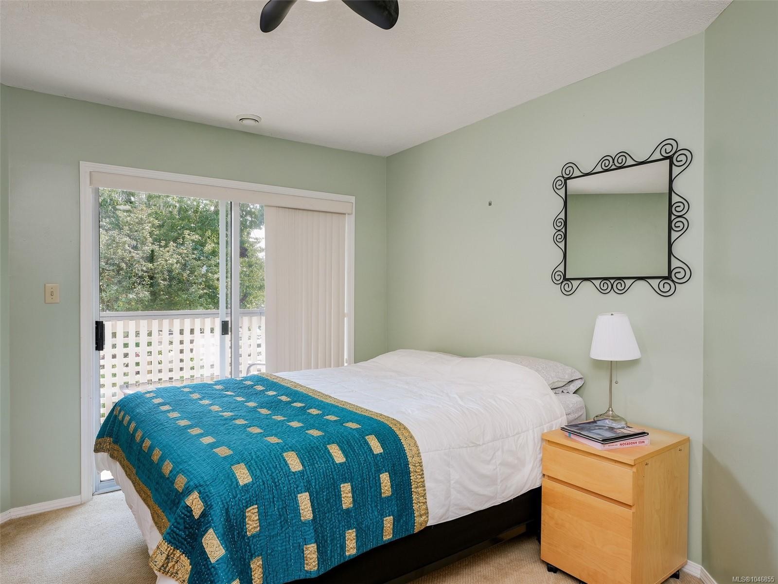 #208-9882 Fifth St, Sidney, BC - Indoor Photo Showing Bedroom