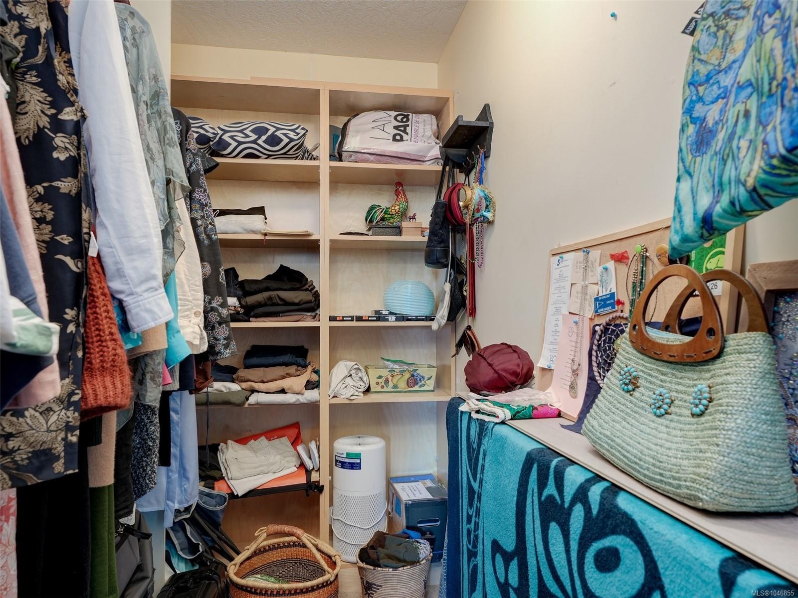 #208-9882 Fifth St, Sidney, BC - Indoor With Storage