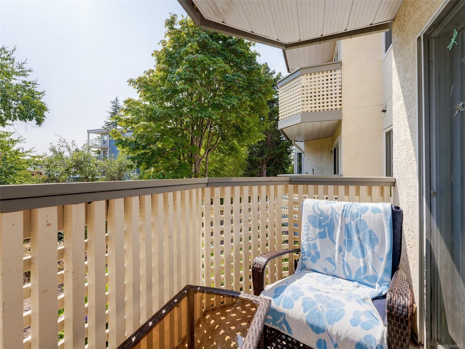 #208-9882 Fifth St, Sidney, BC - Outdoor With Balcony With Exterior