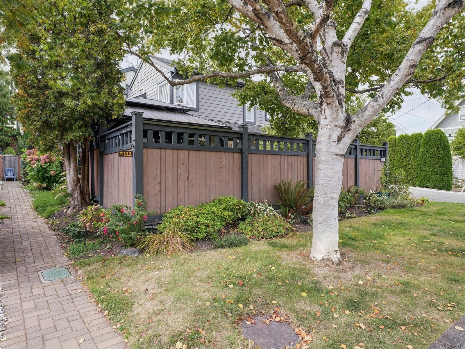 111 Michigan St, Victoria, BC