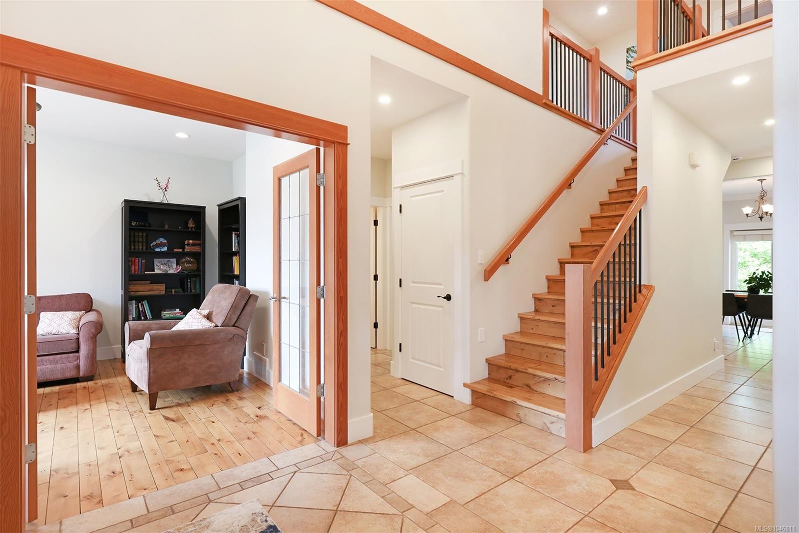 1302 Ocean View Ave, Comox, BC