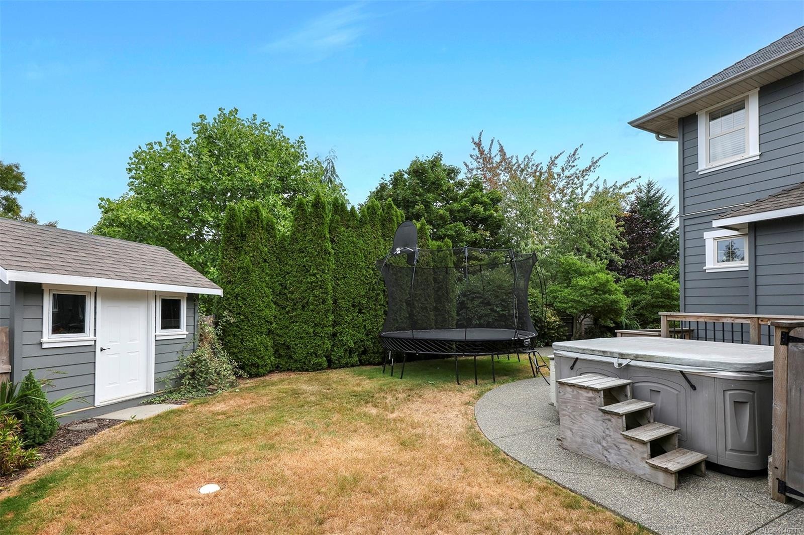 1302 Ocean View Ave, Comox, BC
