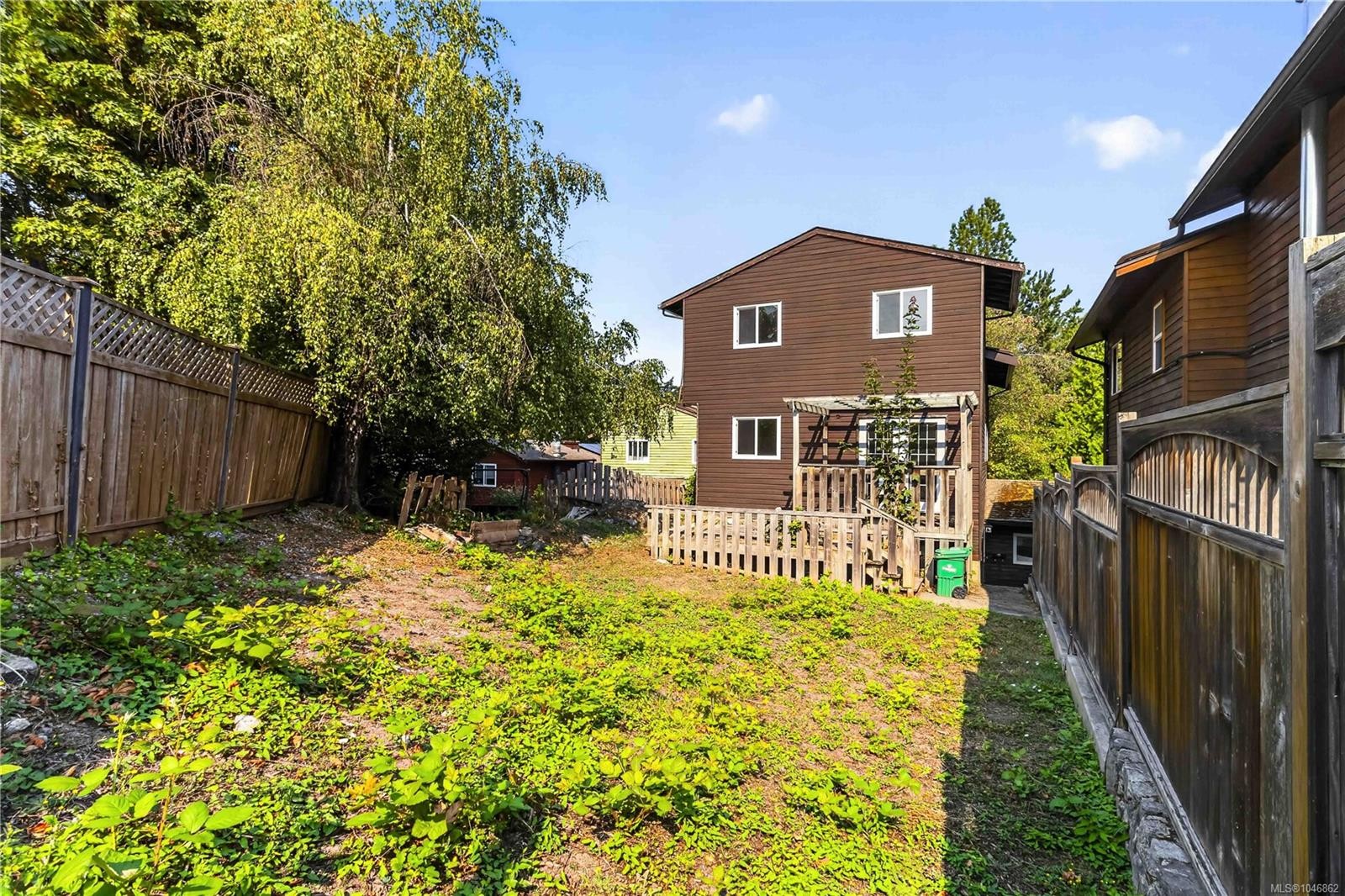 4 Demos Pl, View Royal, BC