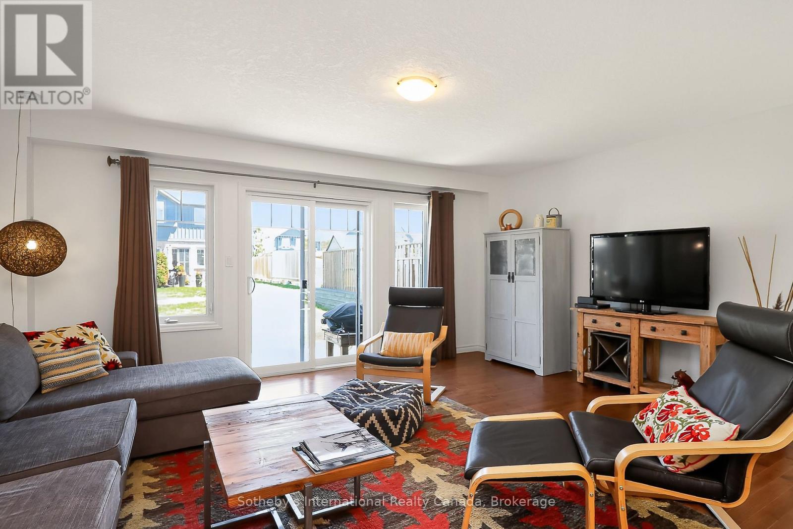 49 Silver Glen Boulevard, Collingwood, ON - Indoor Photo Showing Living Room
