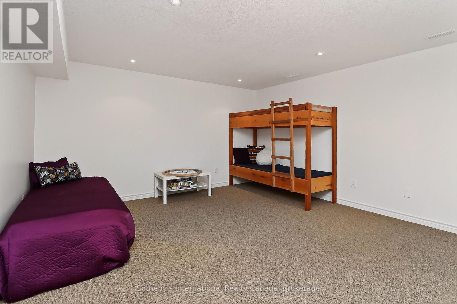 49 Silver Glen Boulevard, Collingwood, ON - Indoor Photo Showing Bedroom