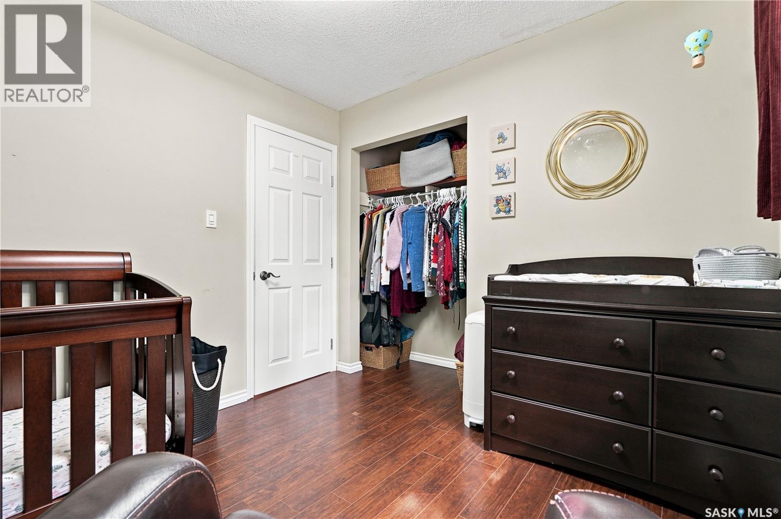 317 Simon Fraser Crescent, Saskatoon, SK - Indoor