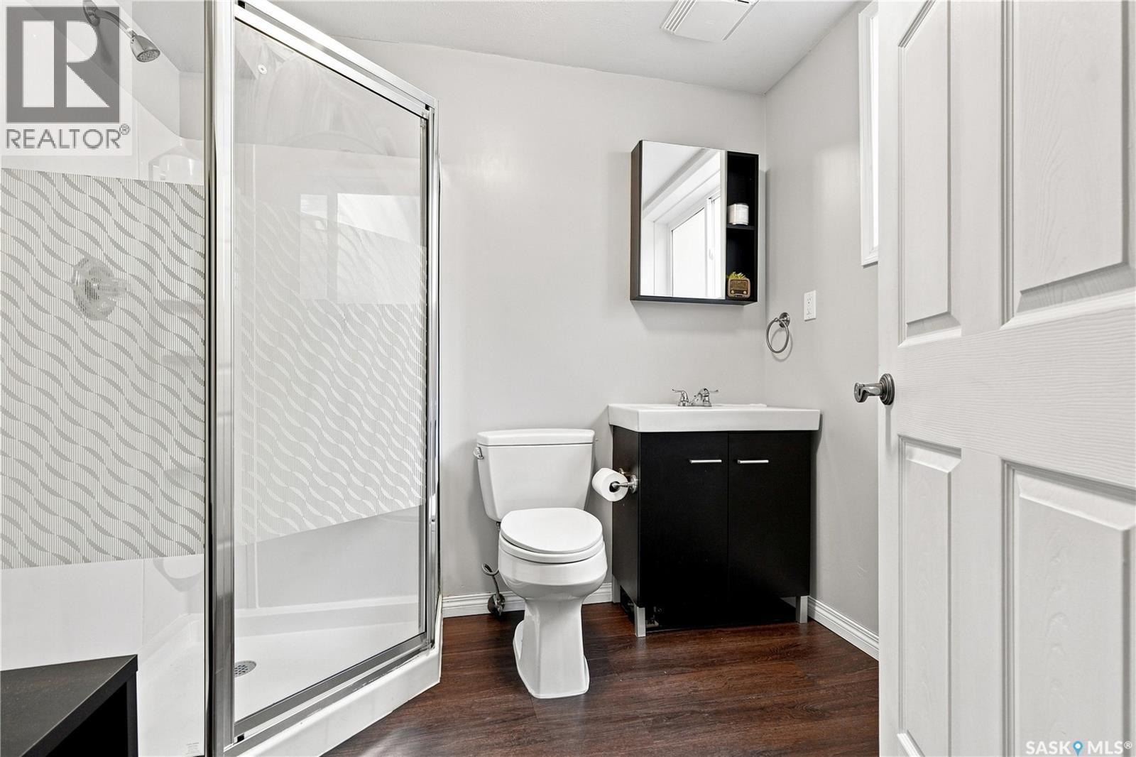 317 Simon Fraser Crescent, Saskatoon, SK - Indoor Photo Showing Bathroom