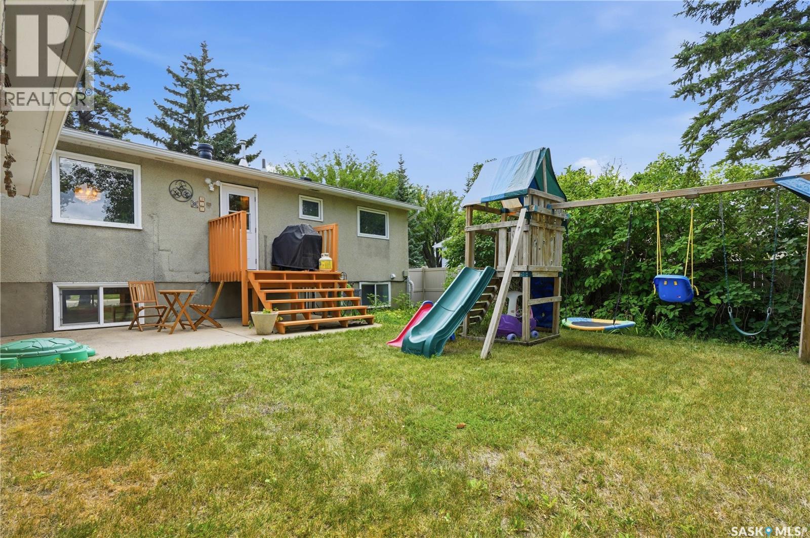 317 Simon Fraser Crescent, Saskatoon, SK - Outdoor