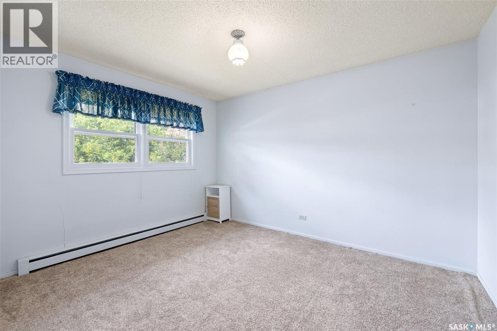 616 Broadway Avenue E, Regina, SK - Indoor Photo Showing Other Room