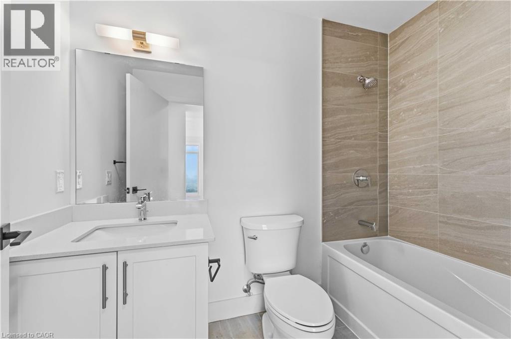 2782 Barton Street E Unit# 1406, Hamilton, ON - Indoor Photo Showing Bathroom