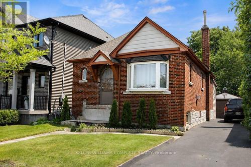 35 BARONS AVENUE S  Hamilton, ON L8K 2Y1