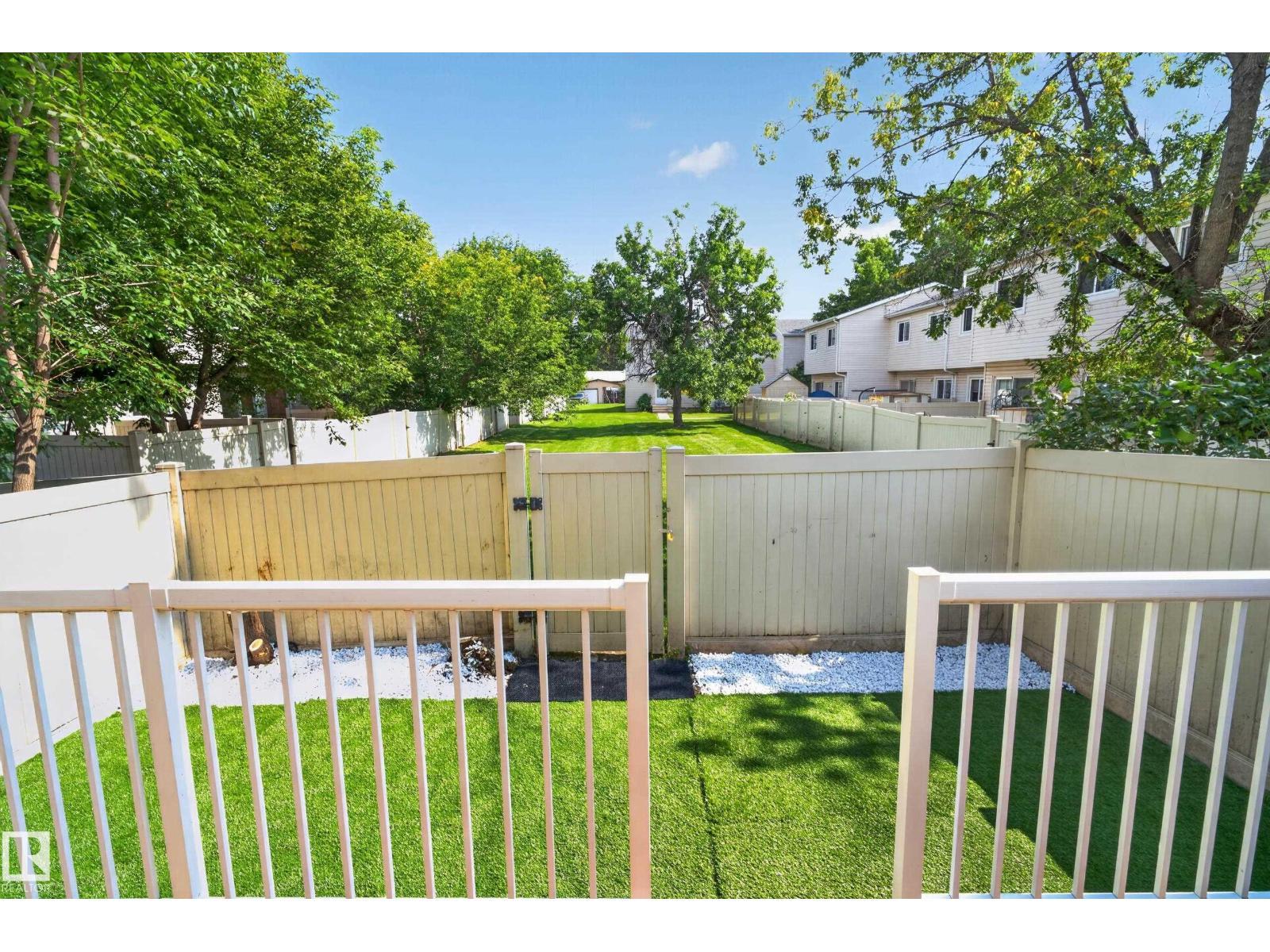 175 Centennial Ct Nw, Edmonton, AB - Outdoor With Deck Patio Veranda