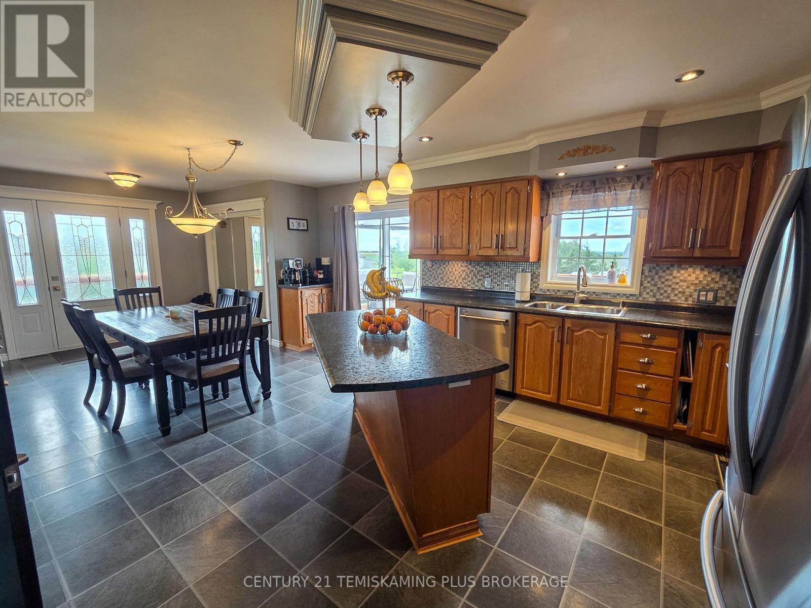 045090 Highway 562, Timiskaming (Tim - Outside - Rural), ON - Indoor