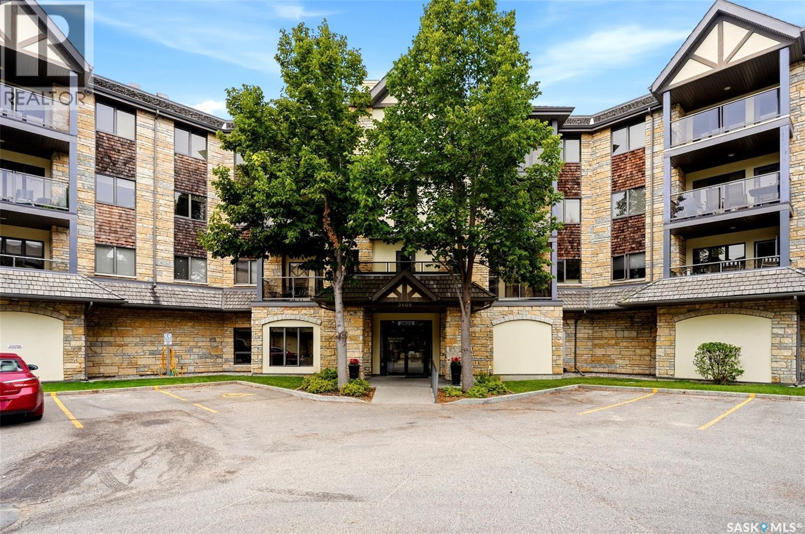449 3605 Albert Street, Regina, SK - Outdoor With Balcony With Facade