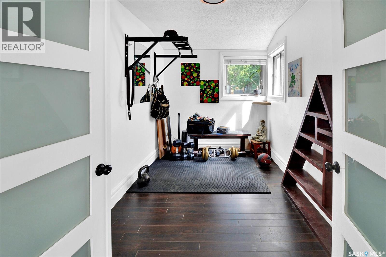 310 J Avenue N, Saskatoon, SK - Indoor Photo Showing Other Room