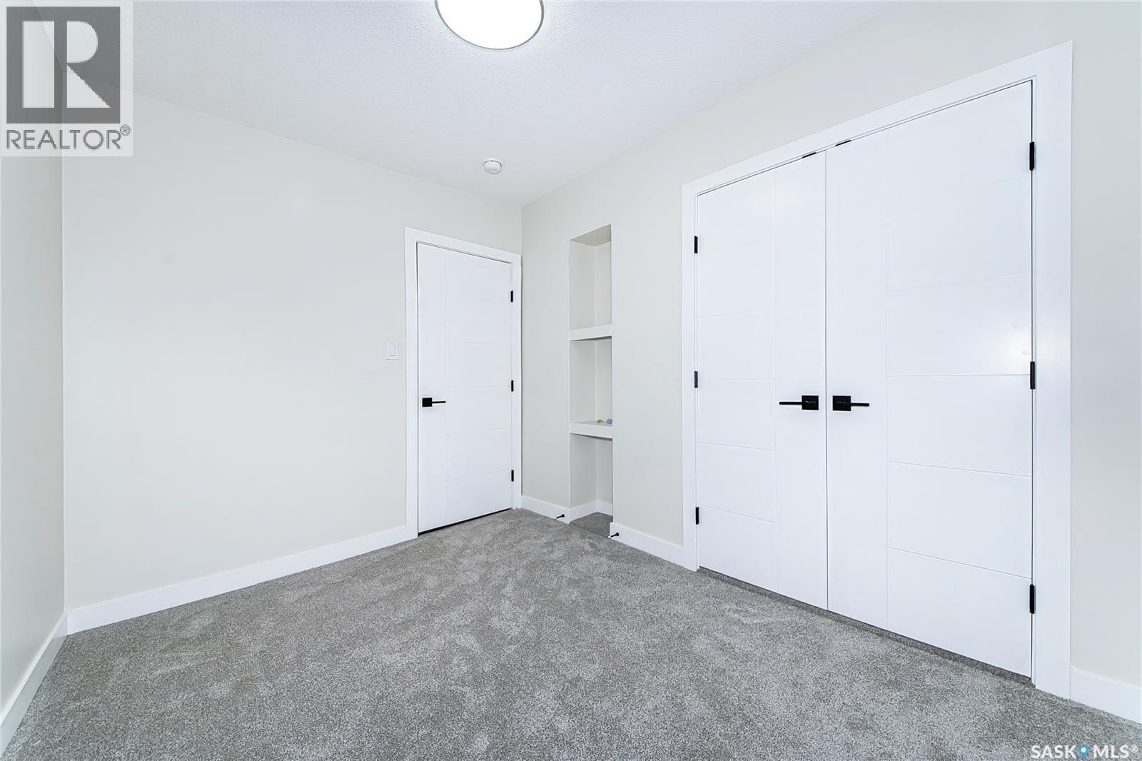 451 R Avenue S, Saskatoon, SK - Indoor Photo Showing Other Room