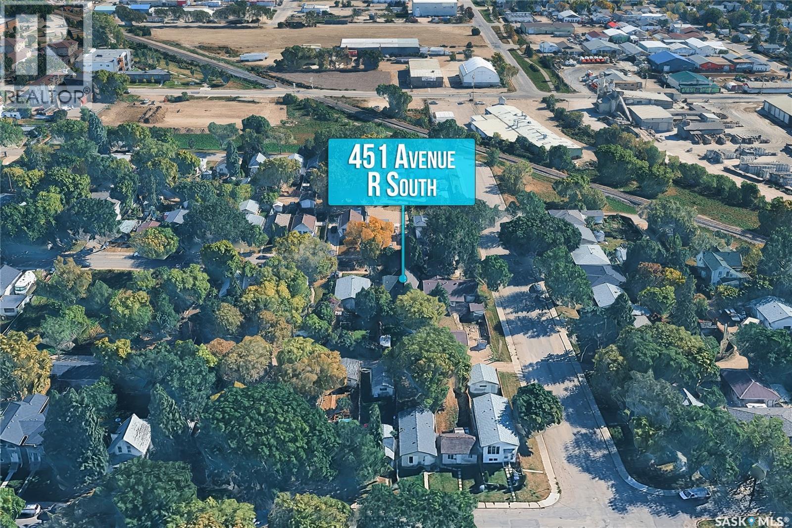 451 R Avenue S, Saskatoon, SK - Outdoor With View