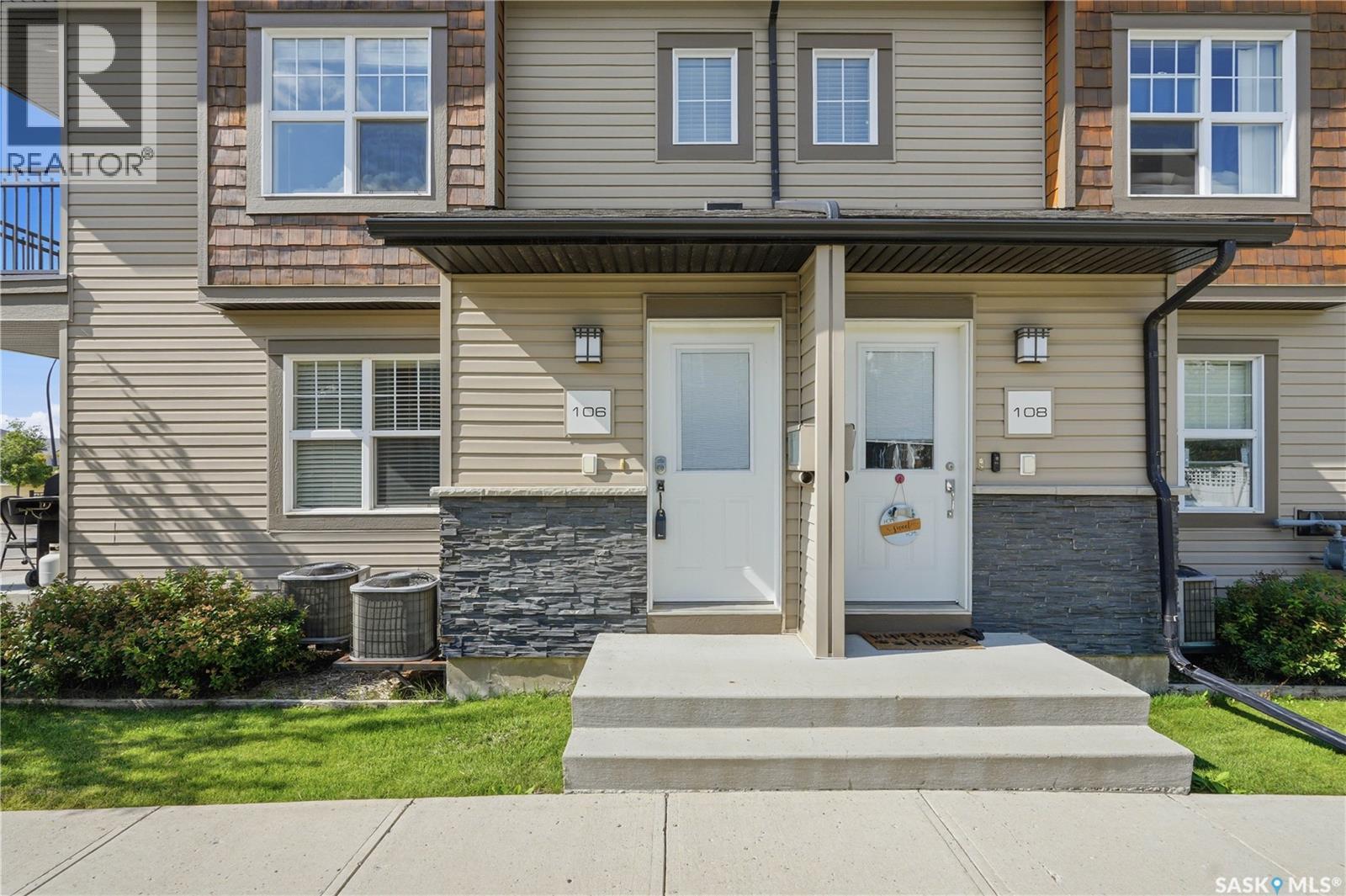 106 2315 Mcclocklin Road, Saskatoon, SK - Outdoor With Facade