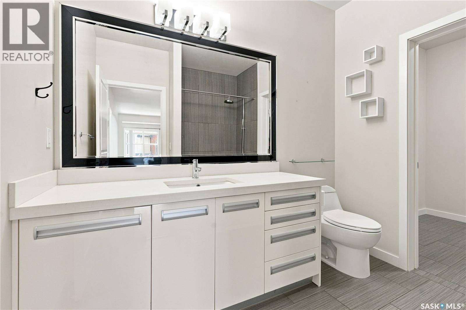 106 2315 Mcclocklin Road, Saskatoon, SK - Indoor Photo Showing Bathroom