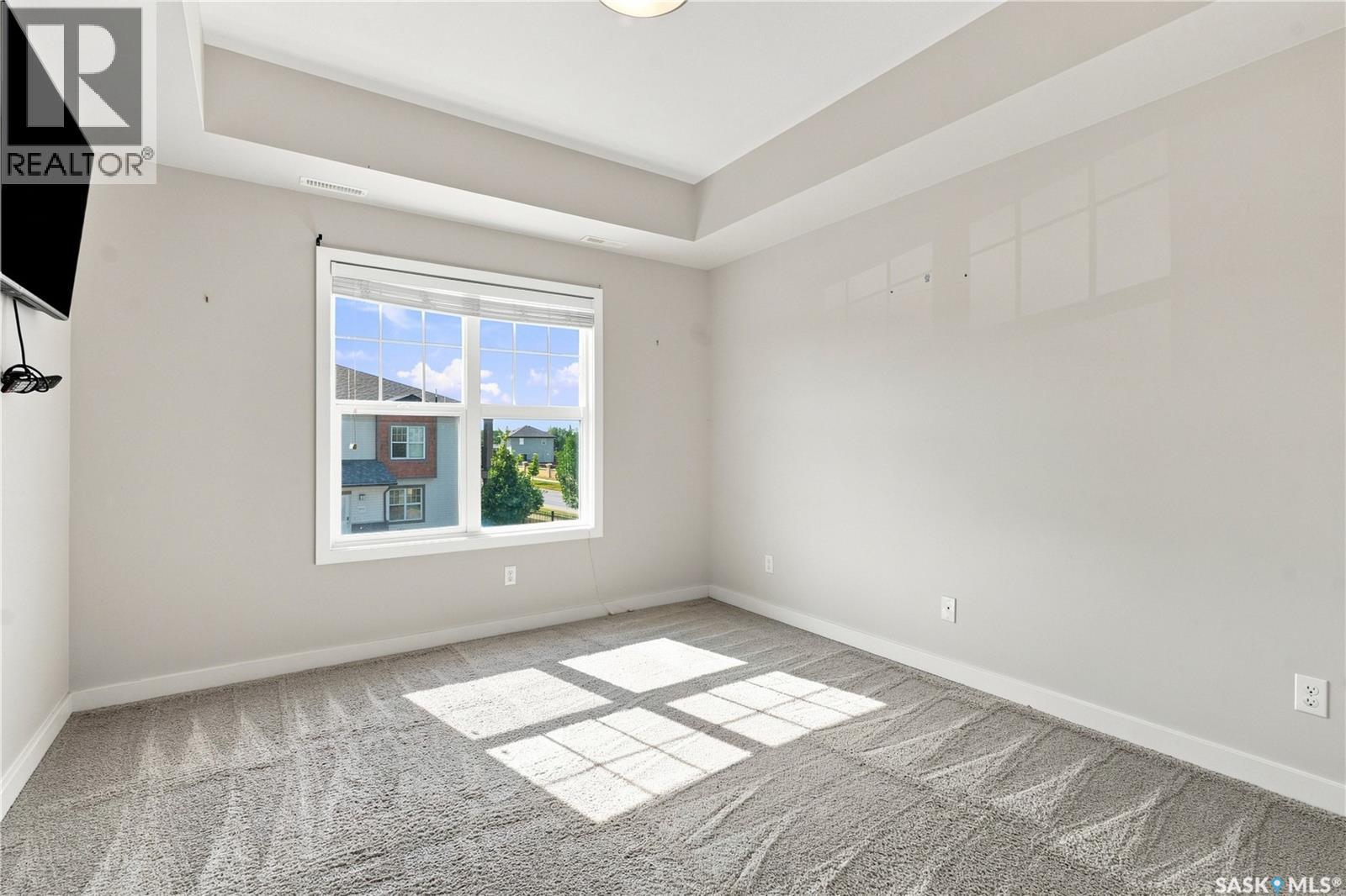 106 2315 Mcclocklin Road, Saskatoon, SK - Indoor Photo Showing Other Room