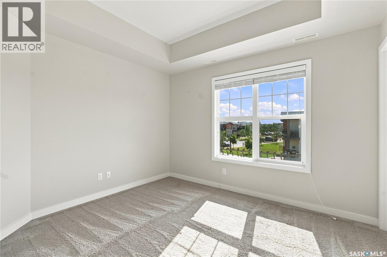 106 2315 Mcclocklin Road, Saskatoon, SK - Indoor Photo Showing Other Room