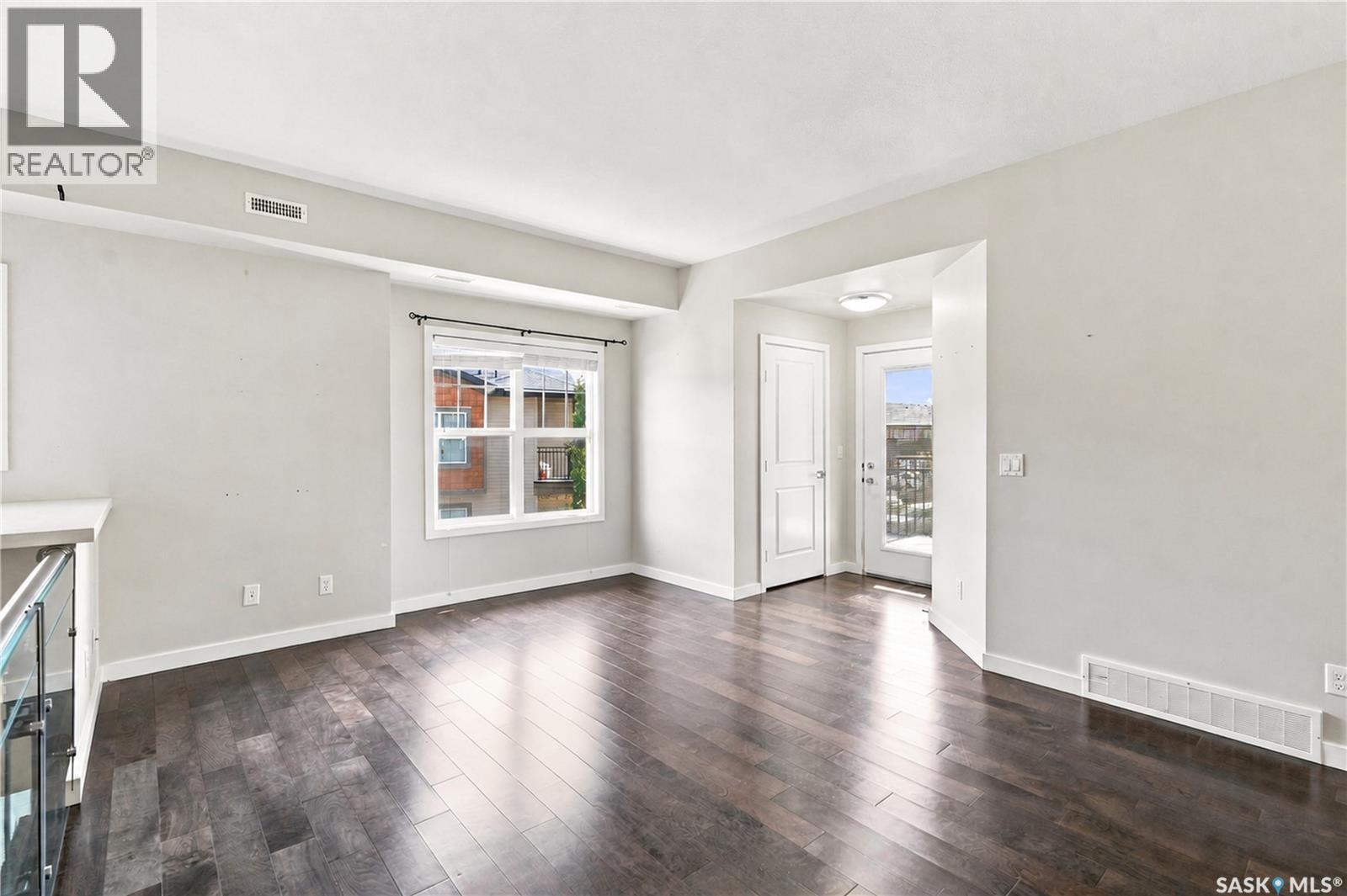106 2315 Mcclocklin Road, Saskatoon, SK - Indoor Photo Showing Other Room