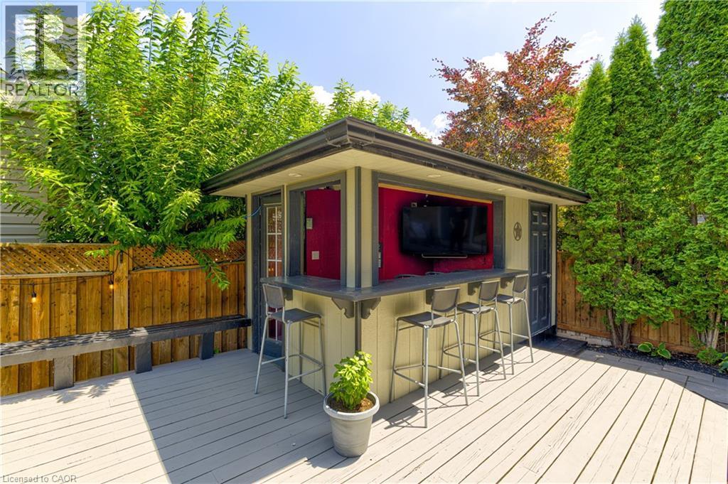 1406 Marshall Crescent, Milton, ON - Outdoor With Deck Patio Veranda