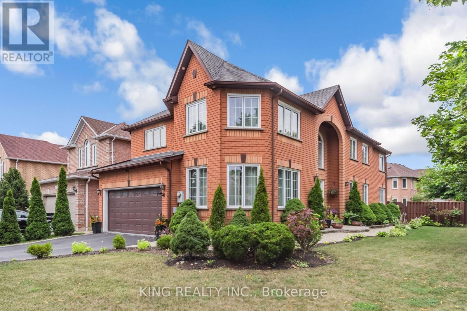 1427 Grossi Street, Mississauga, ON - Outdoor With Facade