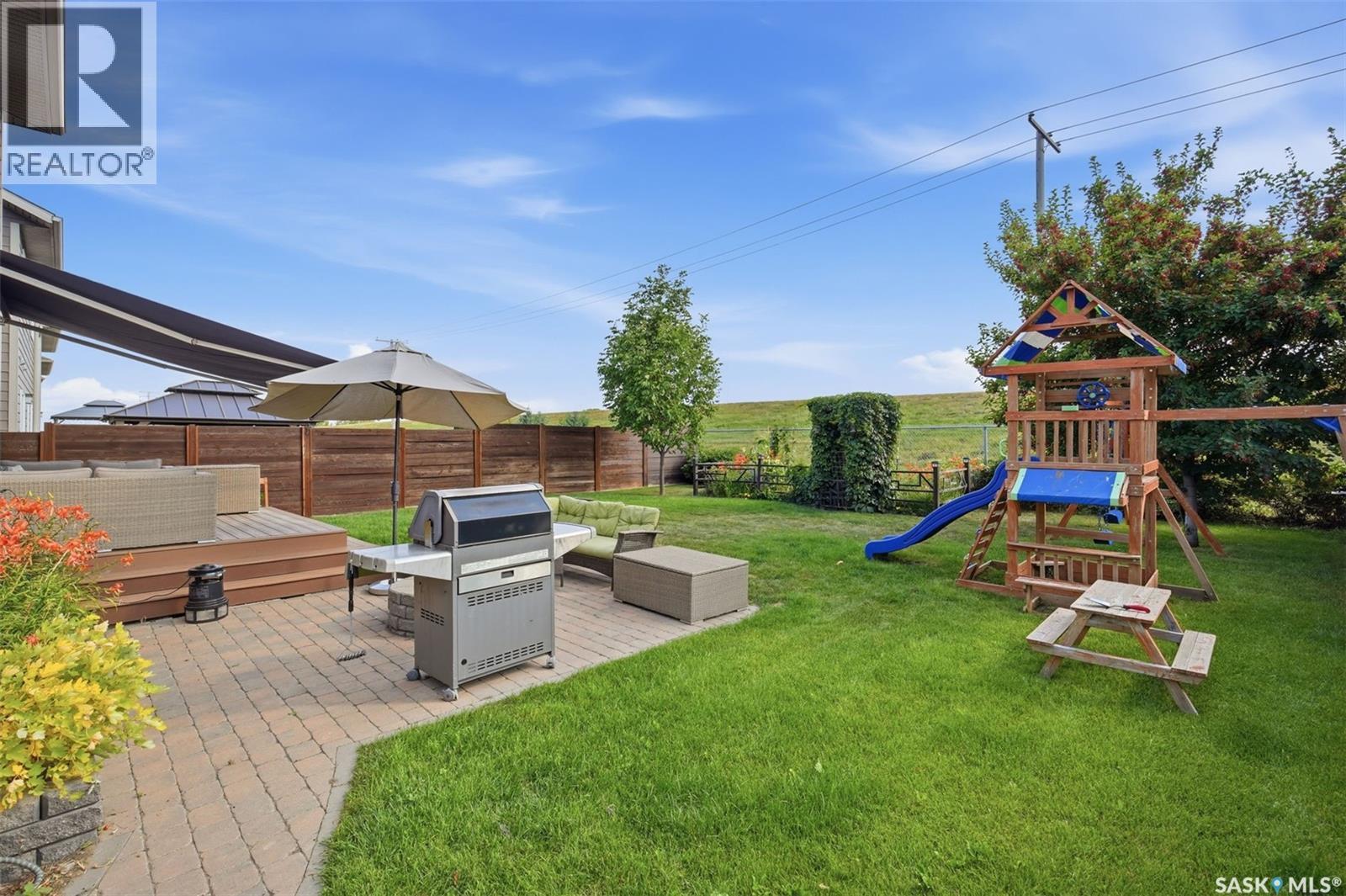 422 Pichler Crescent, Saskatoon, SK - Outdoor With Deck Patio Veranda
