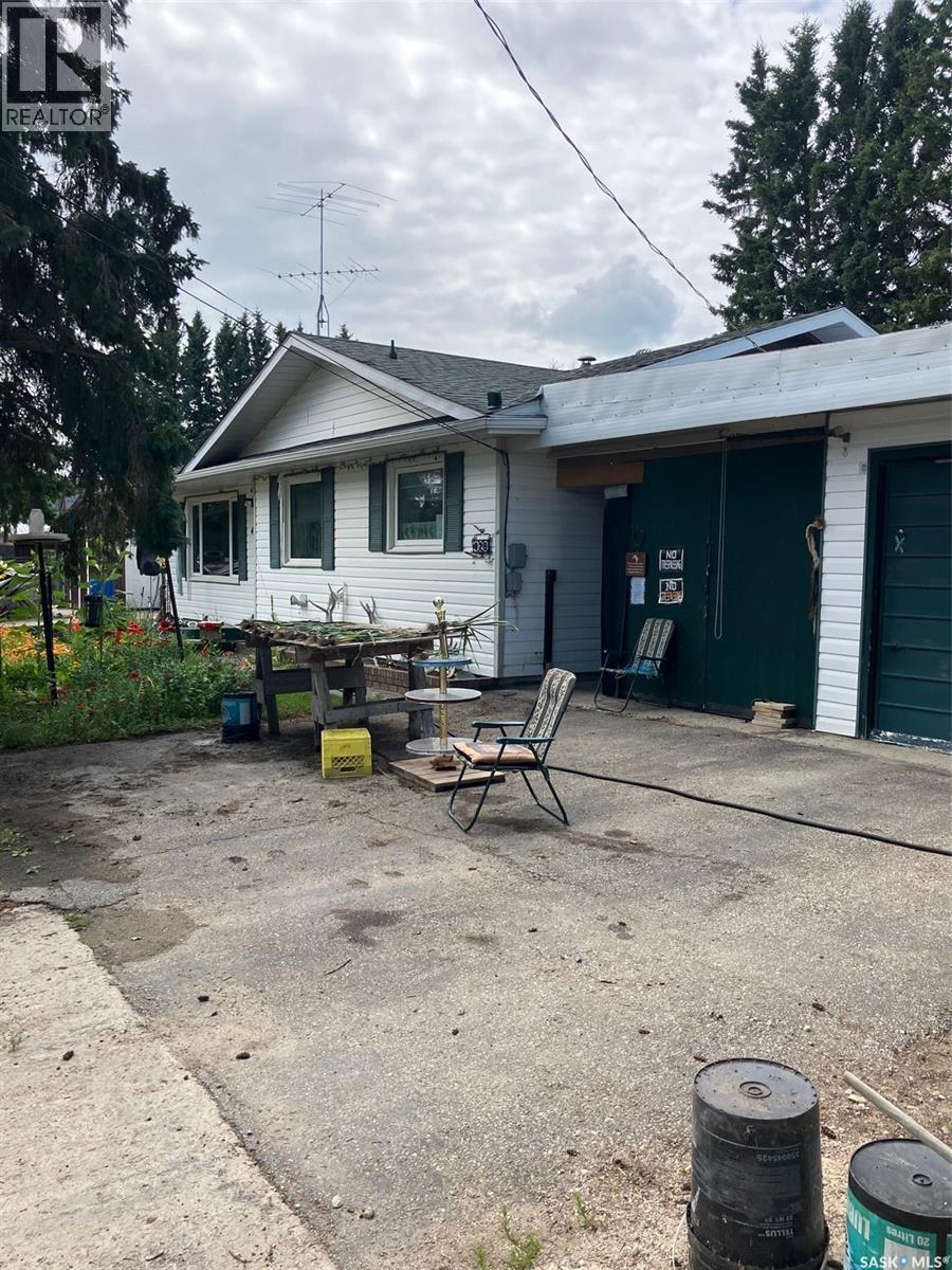426 Poplar Peak Street, Lestock, SK - Outdoor