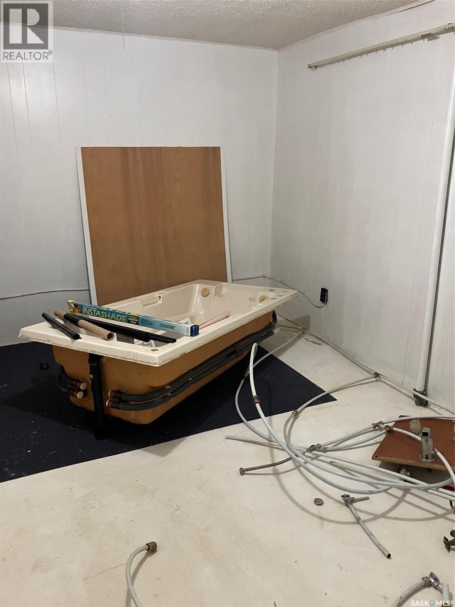 426 Poplar Peak Street, Lestock, SK - Indoor Photo Showing Other Room