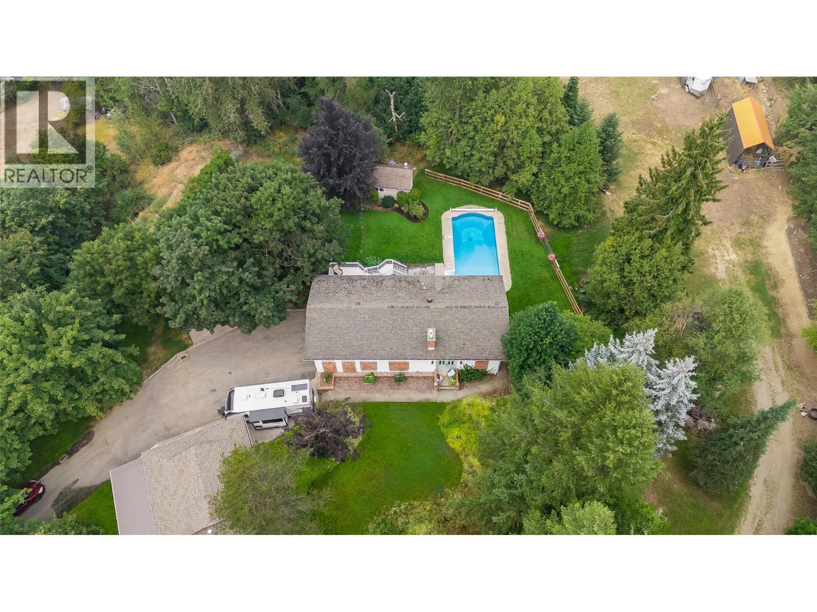 314 Webster Road, Fruitvale, BC - Outdoor With View
