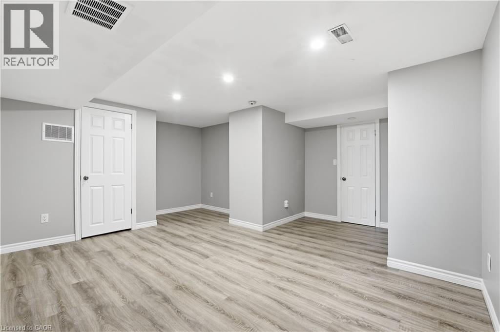 35 Centennial Parkway S, Hamilton, ON - Indoor