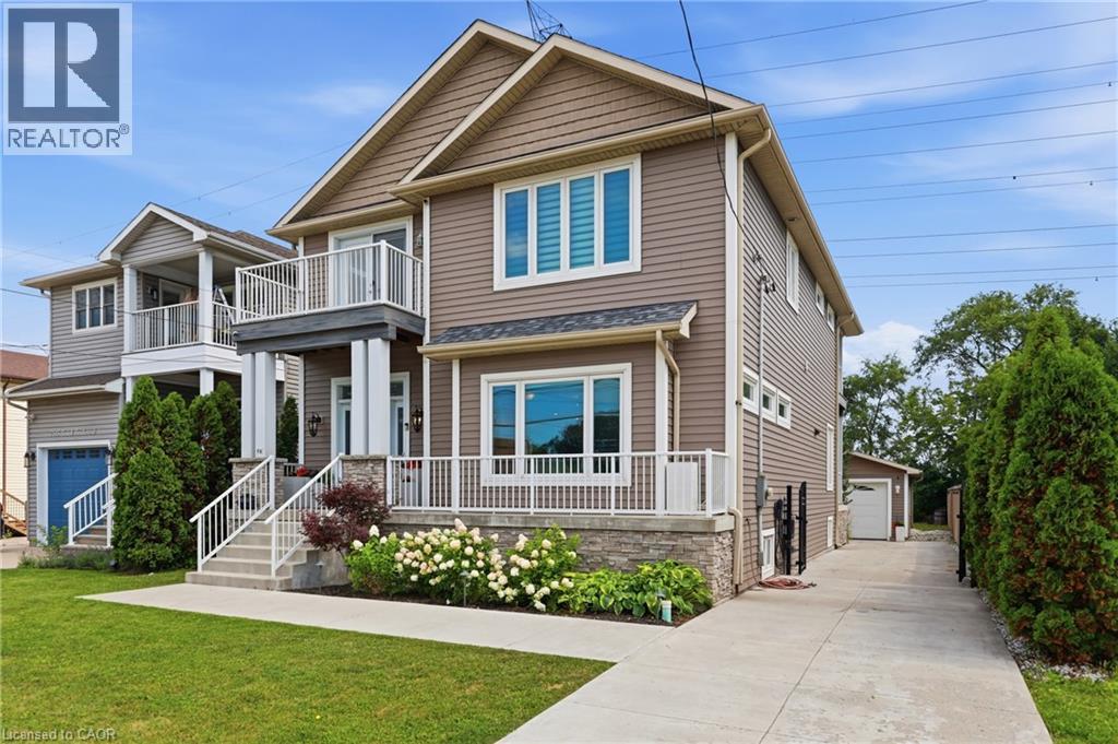 793 Beach Boulevard, Hamilton, ON - Outdoor With Deck Patio Veranda With Facade