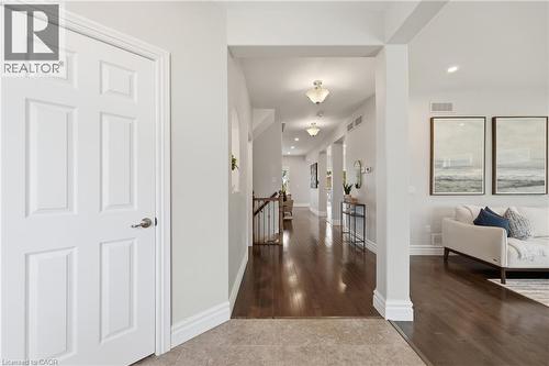 793 Beach Boulevard, Hamilton, ON - Indoor Photo Showing Other Room