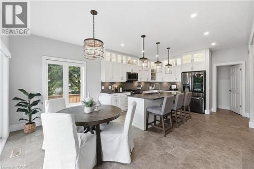 793 Beach Boulevard, Hamilton, ON - Indoor Photo Showing Dining Room